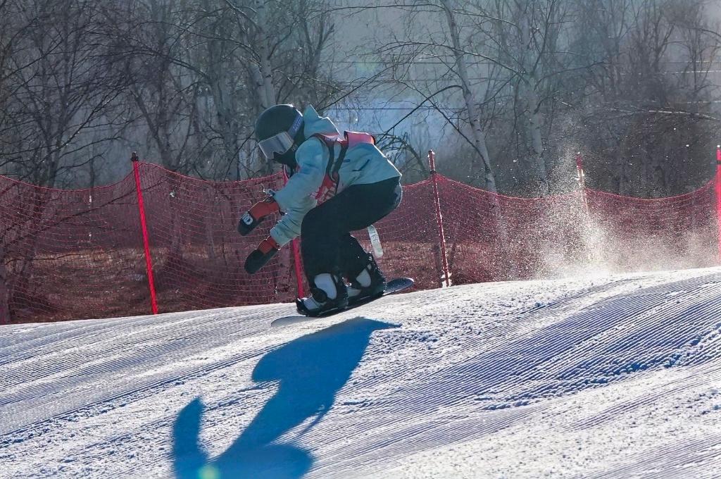 首届陕西省单板滑雪（F级）挑战赛