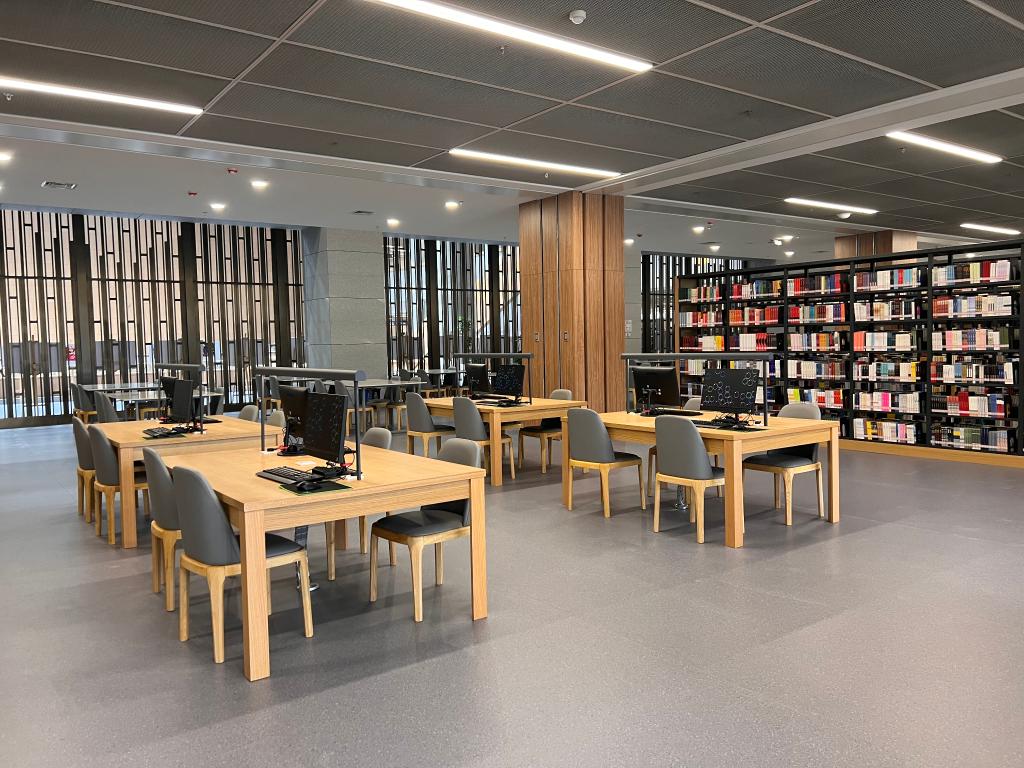 陕西省图书馆新馆阅览功能区对外开放